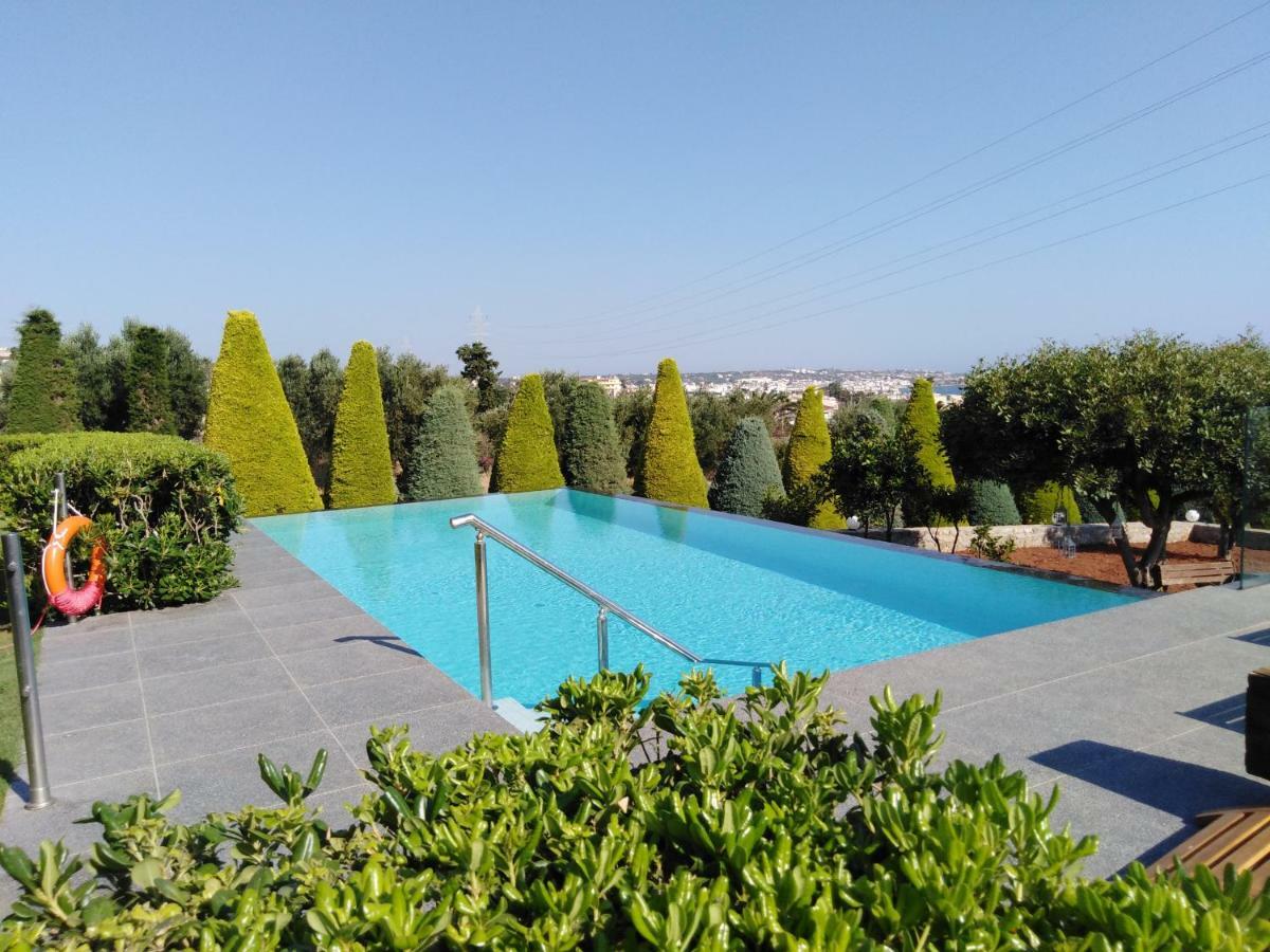 Golden Crest Villa Херсониссос Экстерьер фото
